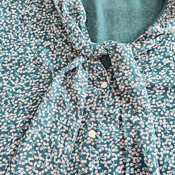 LOFT Floral Tie-Neck Blouse Small | Boho Feminine Layering Top | Soft Fall Color - Picture 3 of 9